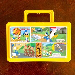 Vintage Disney Donald Duck plastic lunch box